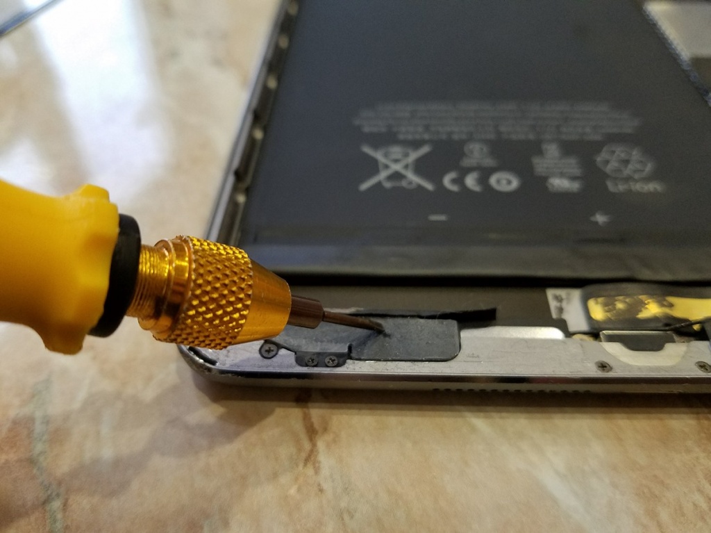 правильно паяем шлейф сенсора Рис 4.4.jpg